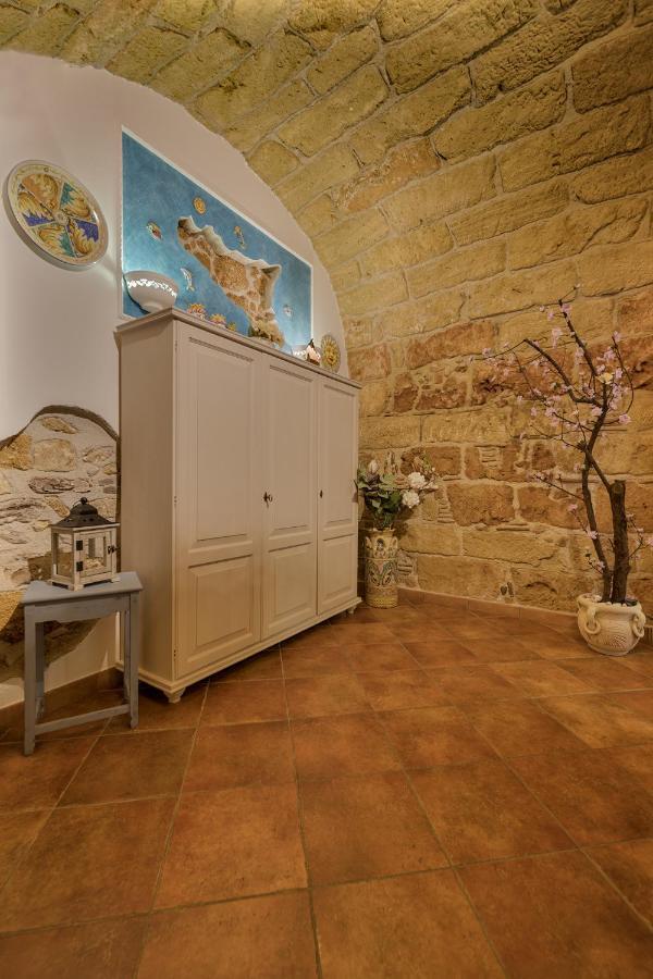 B&B Le Oasi テッラジーニ エクステリア 写真
