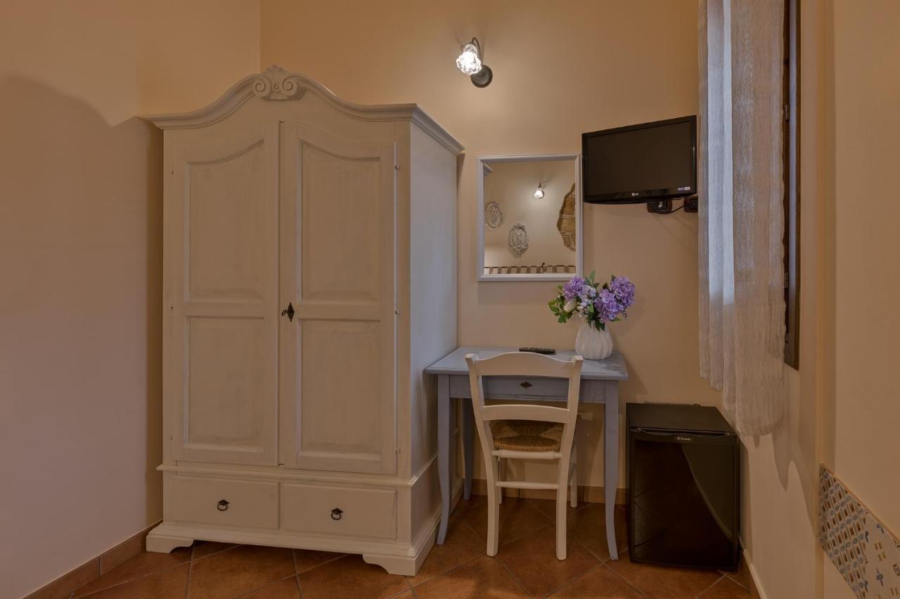 B&B Le Oasi テッラジーニ エクステリア 写真